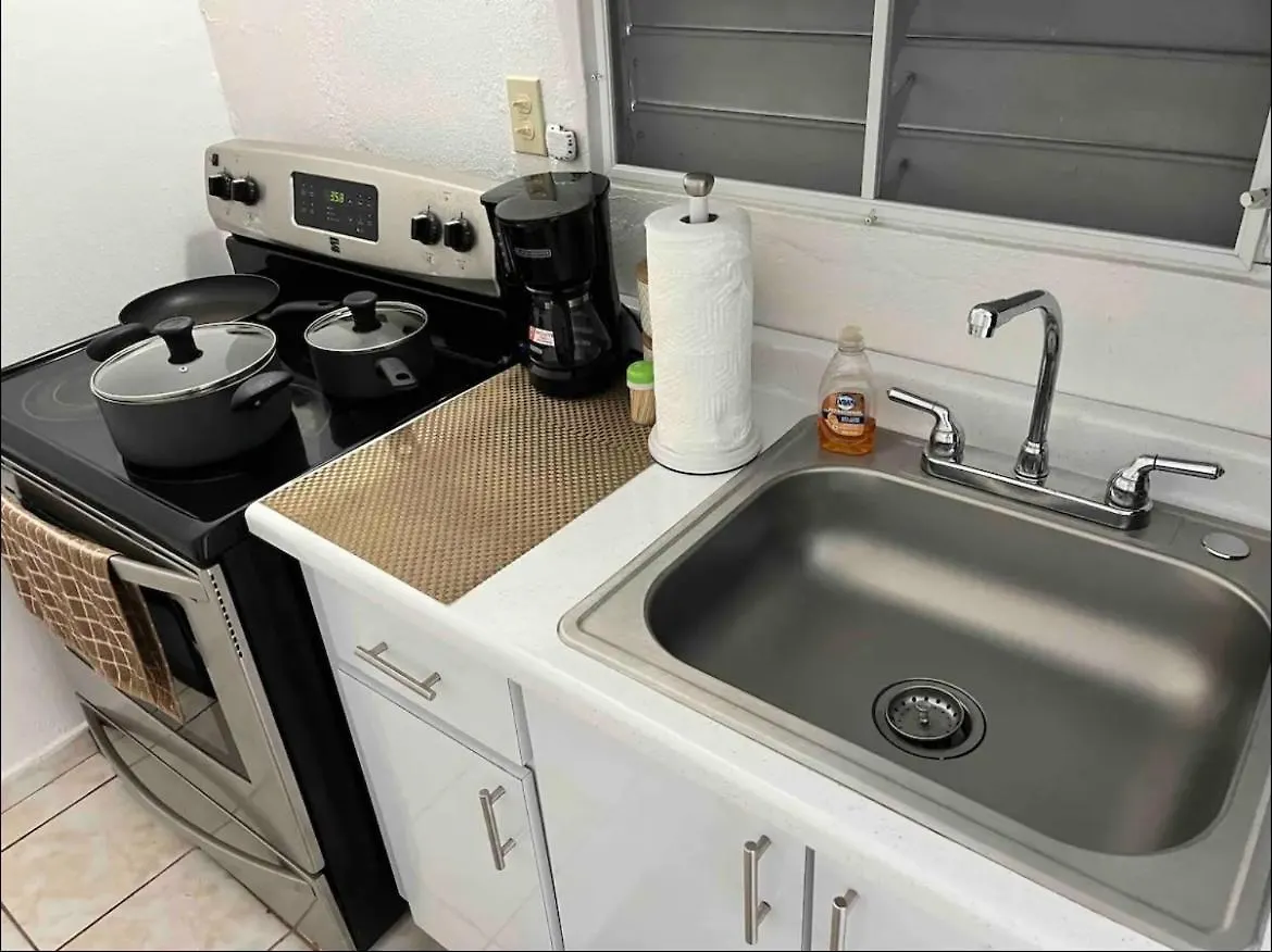 Shalex House 4 Apartman Loiza