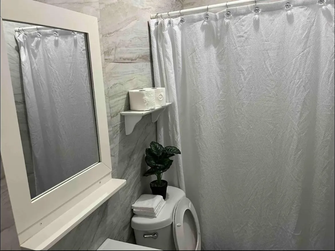 Shalex House 4 Apartman Loiza